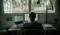 Morning Coffee: Understimulated interns complain of nothing to do. HSBC shows European traders a bit of love