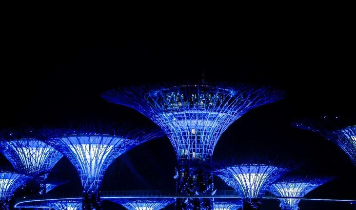 “Huge talent shortages” as Credit Suisse fuels battle for private bankers in Singapore