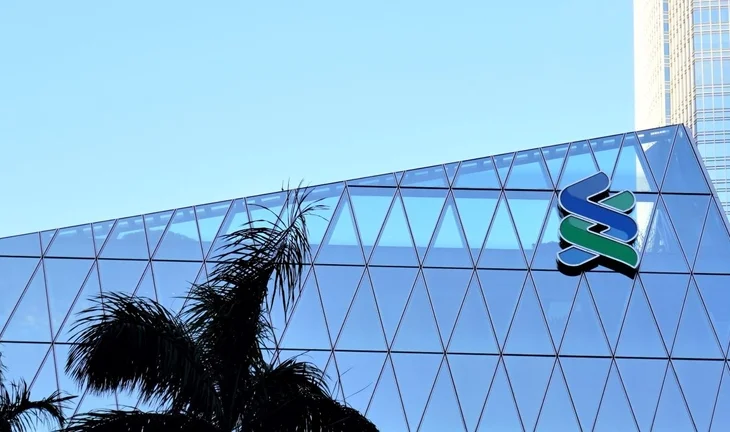 Standard Chartered's Hong Kong & Singapore bankers are doing all the work