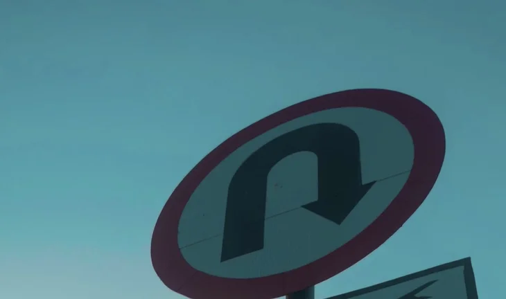 A U turn sign